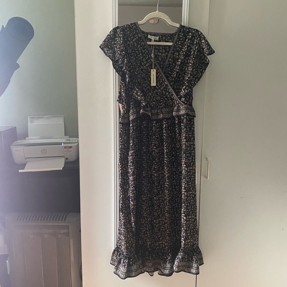 Max Studio Ruffled Surpliced Dress - Picture 2 of 6